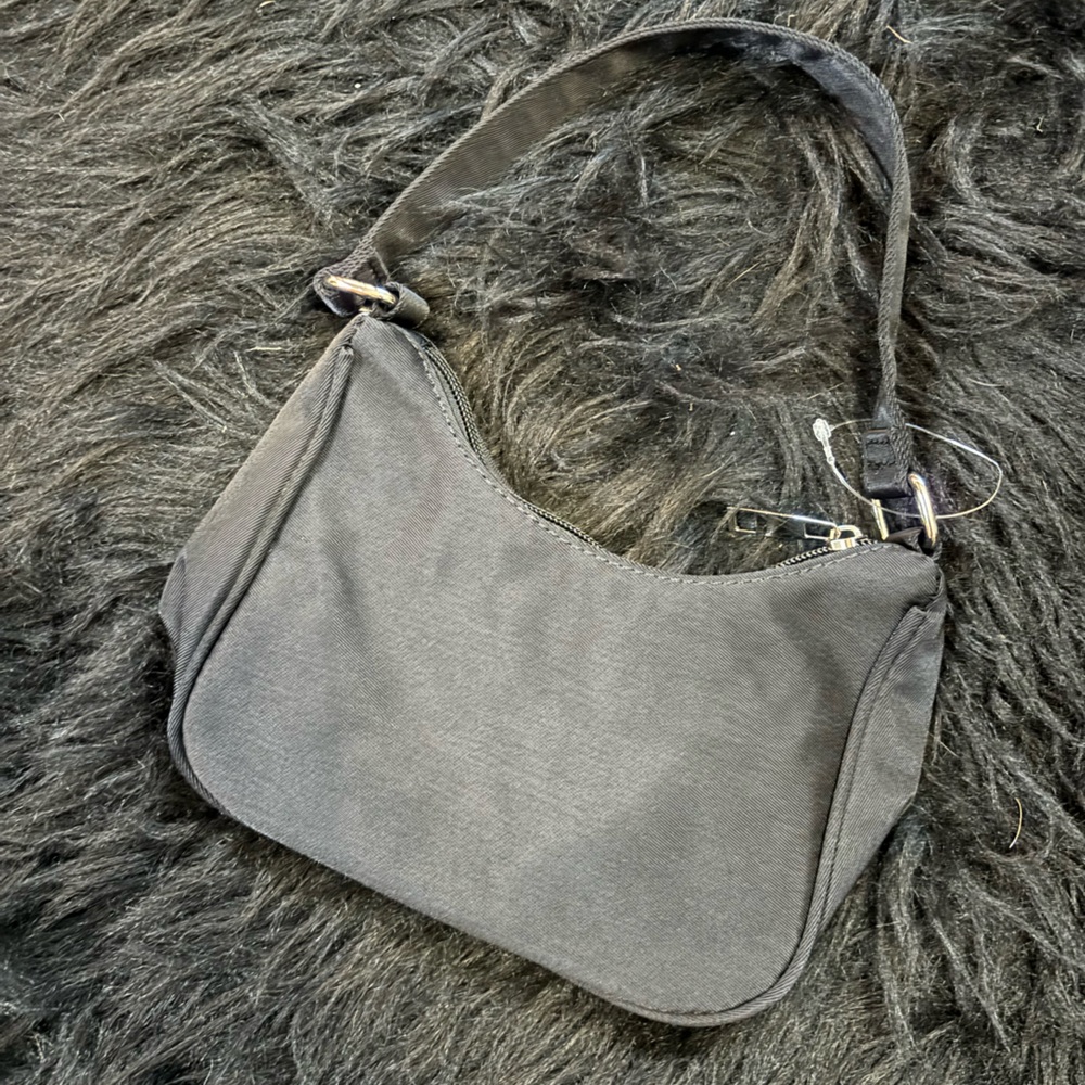 NWOT Dolls Kill purse - Picture 2 of 2